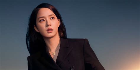 Jisoo de BLACKPINK es ahora embajadora global de la marca .